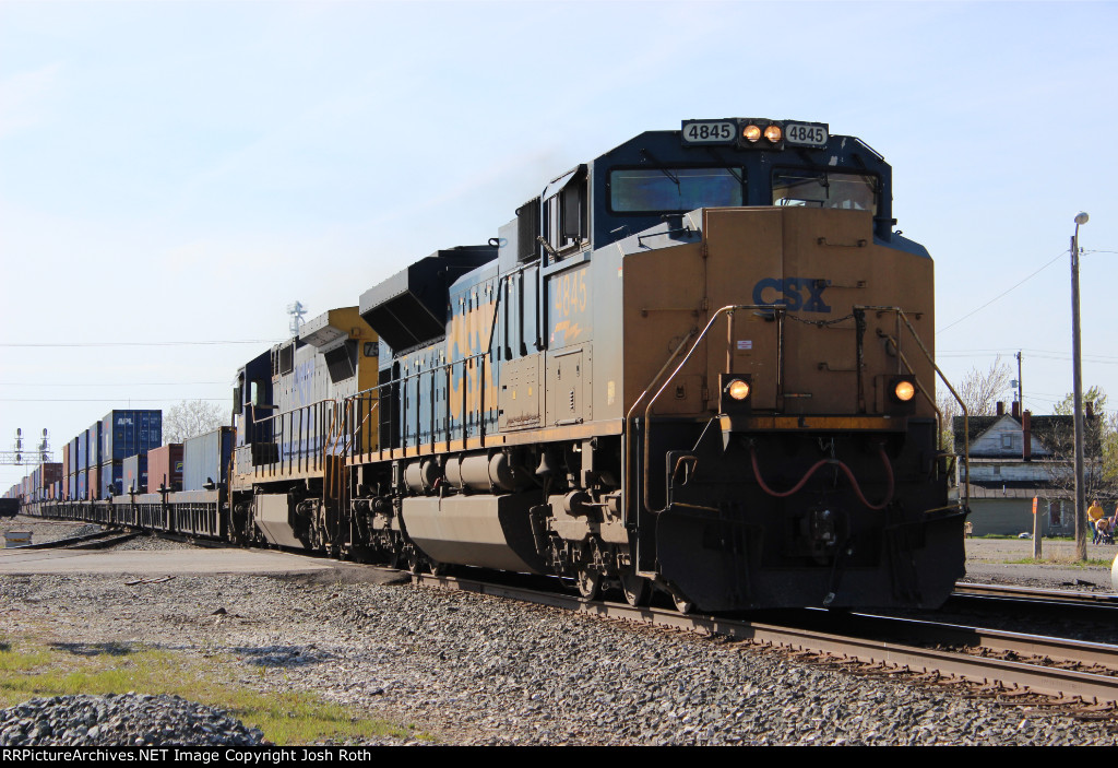 CSX 4845 & CSX 7595